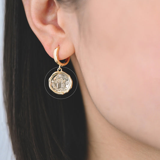 4pcs CZ Pave Gold Wax Seal Stamp Cat Charms, 15mm, 18K Gold plated Brass, Disk Pendants (GB-2507-D)