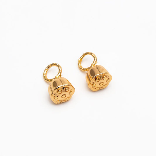 10pcs Gold/ Silver Tone Seedpod of The Lotus Charms 19x13mm, 18K Gold/ Rhodium plated Brass, Lotus Seedpod Pendants (GB-4589-D)