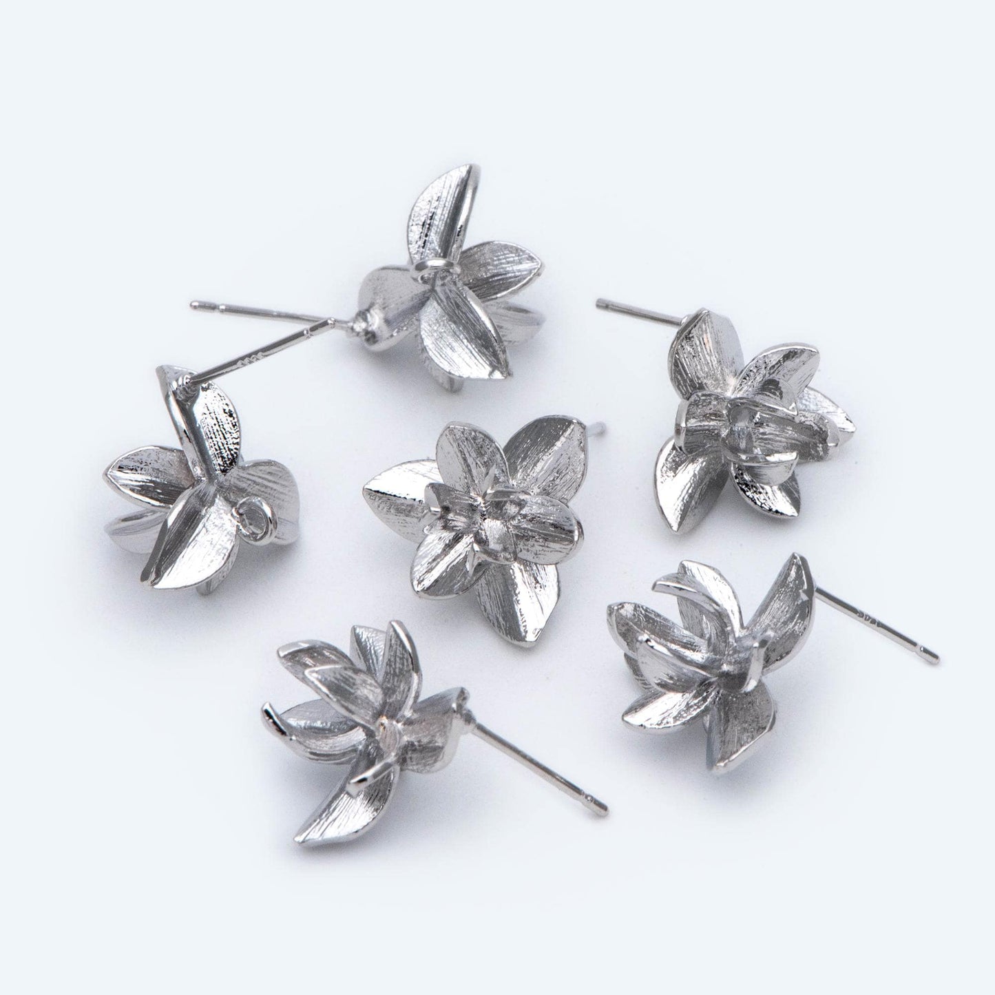 10pcs Gold/ Silver Tone Flower Ear Post with Loop, 15mm, 18K Gold/ Rhodium Plated Brass, Foral Stud Earrings (GB-984)