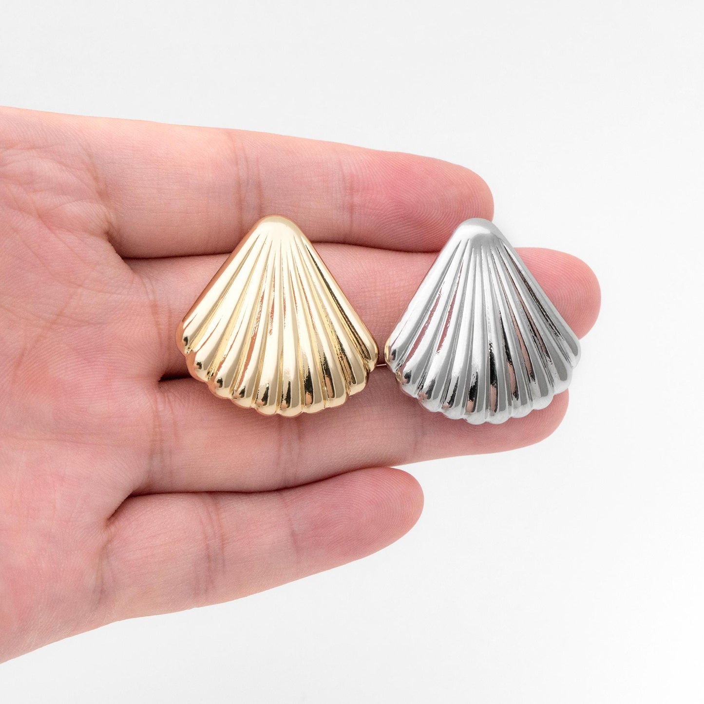 4pcs Gold/ Silver Shell Earrings, Gold/ Rhodium plated Brass, Dainty Seashell Stud Earrings (GB-4572)