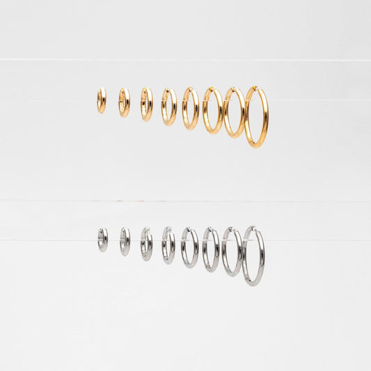 10pcs Gold/ Silver Tone Huggie Hoop Earrings, 2.5mm thick, 21 /23 /25 /30mm, Stainless Steel Hoops, Simple Round Ring (GB-2191)