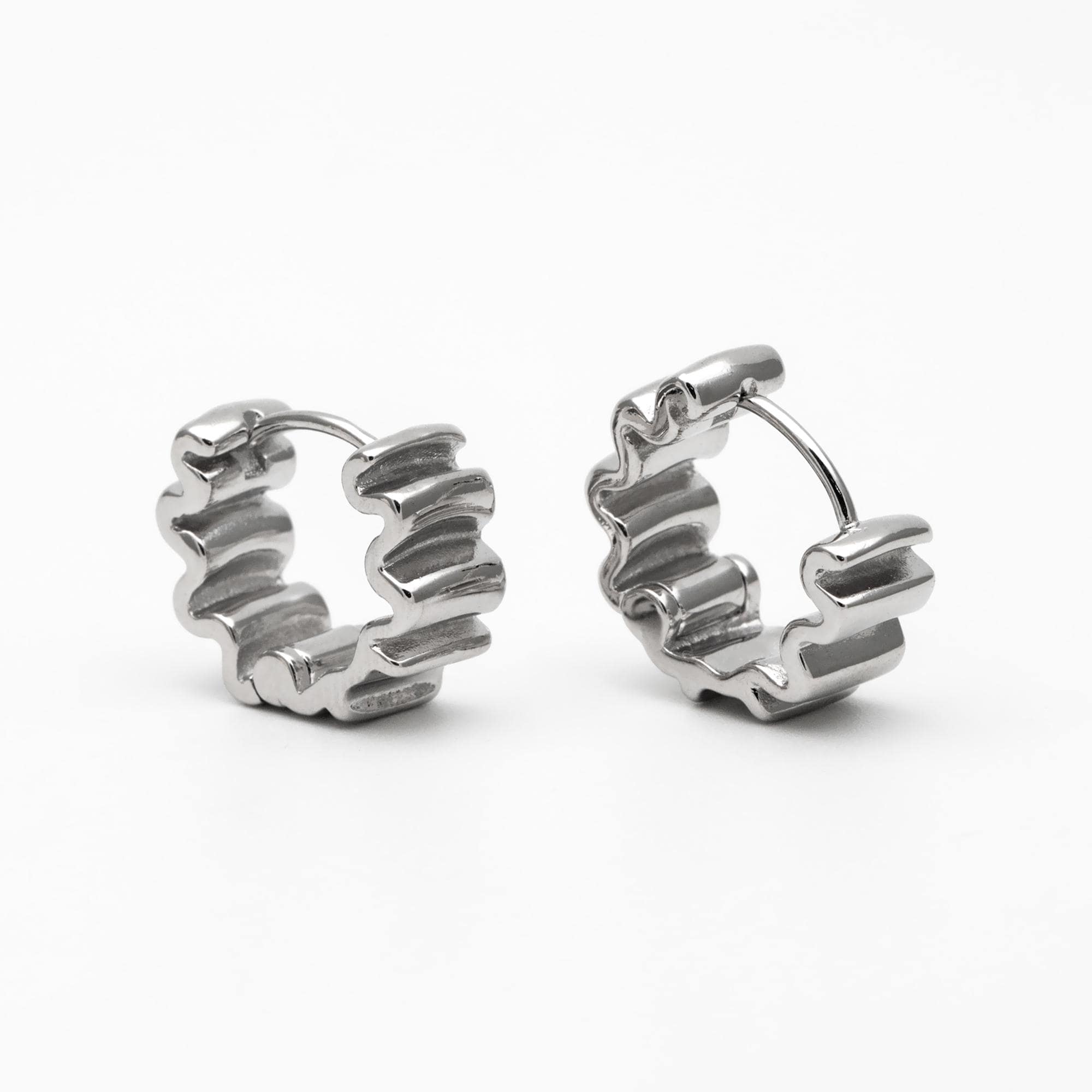 4pcs Gold/ Silver Wave Hoop Earrings, Gold/ Rhodium Plated Brass Huggie Earrings, Huggie Hoops (GB-4283)