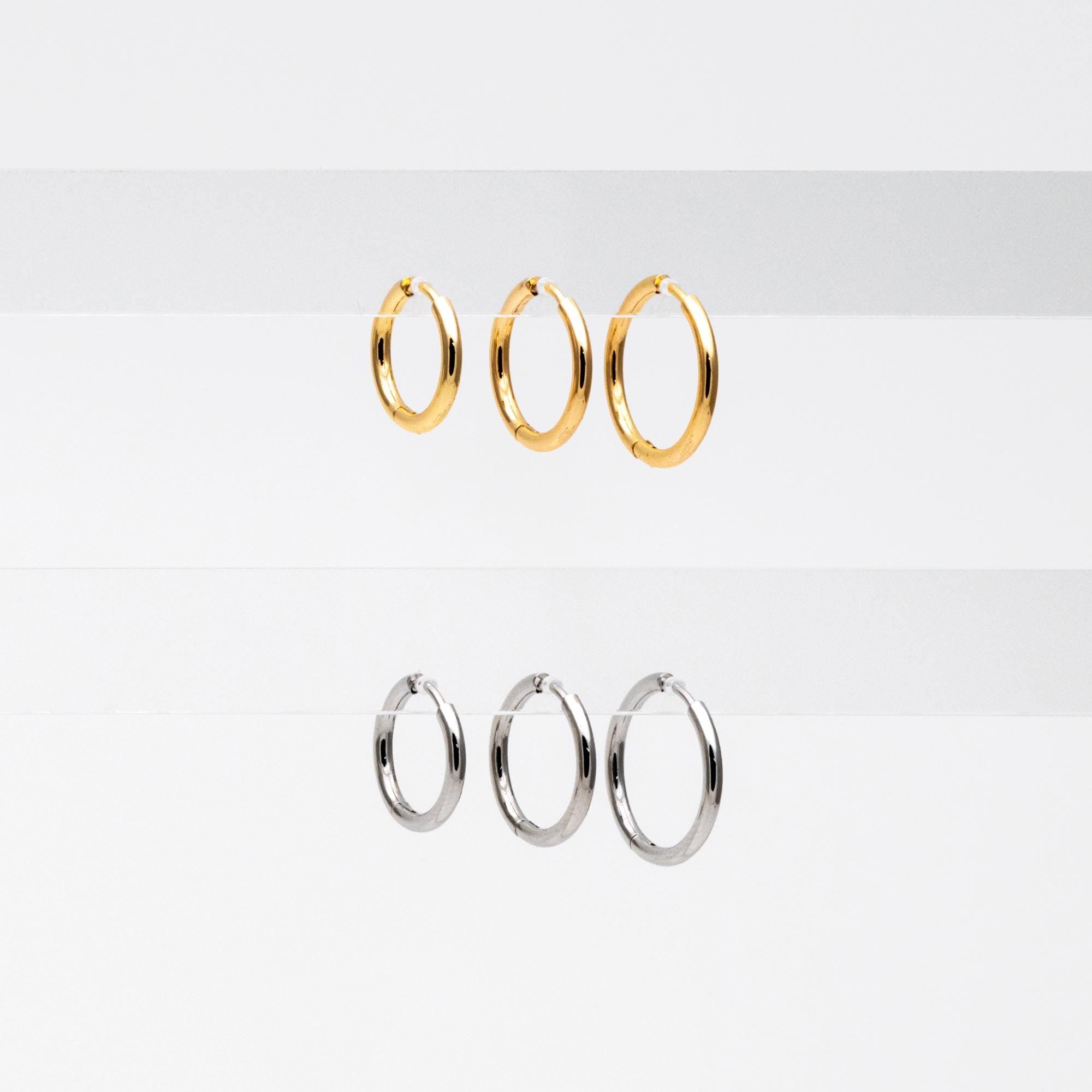 10pcs Gold/ Silver Tone Huggie Hoop Earrings, 2mm thick, 16/ 18/ 20mm, Stainless Steel Huggies, Minimalist Hoop Earrings (GB-2209)