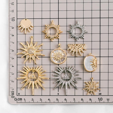 4pcs CZ Pave Gold/ Silver Sun Charms, 18K Gold/ Rhodium plated Brass, Sun Pendants (GB-2259)