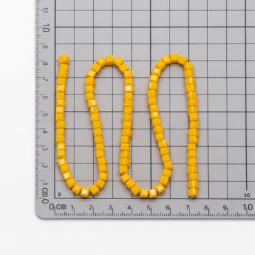 95pcs Cube Crystal Glass Faceted Beads 4mm, (FZ-04)