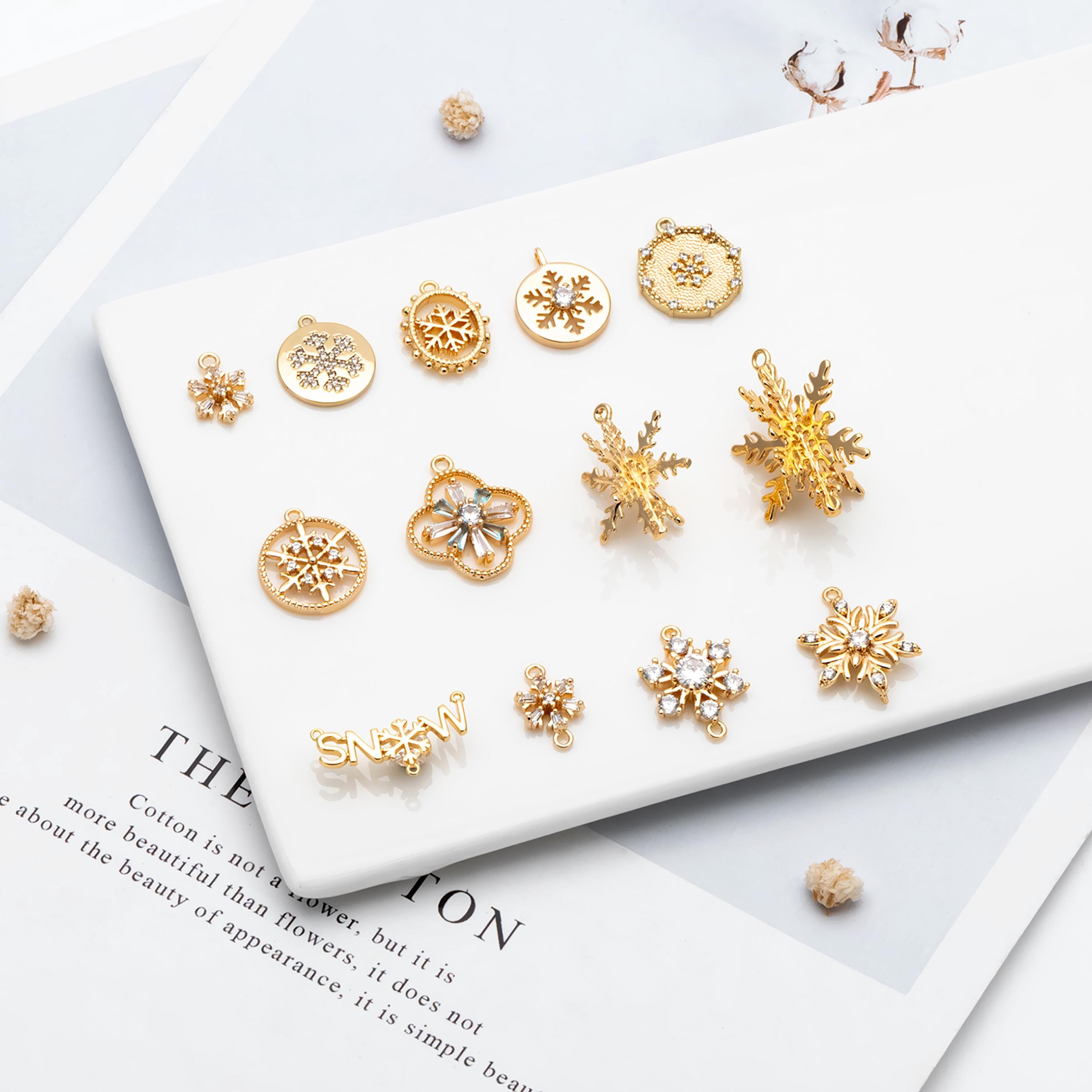 4pcs CZ Pave Snowflake Charms, Rhinestone Flower Connectors, Real Gold plated Brass Findings (GB-3486)
