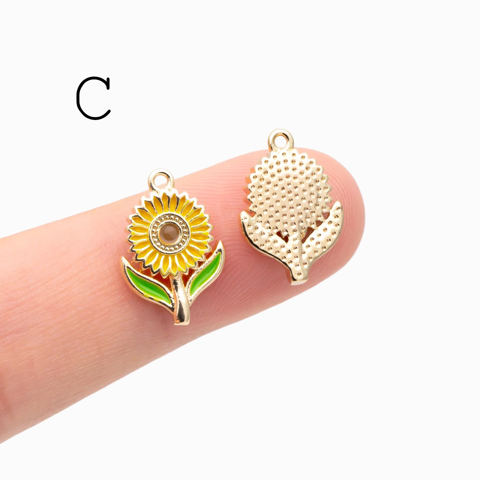 10pcs Gold Enamel Flower Charms, Gold plated Alloy, Floral Earring Pendants (GB-4709)
