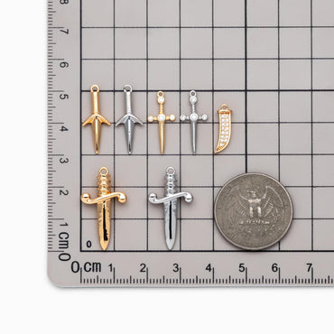 10pcs Gold/ Silver Tone Dirk Charm, Weapon Charm, Sword Charm, Dagger Charm (GB-2185)