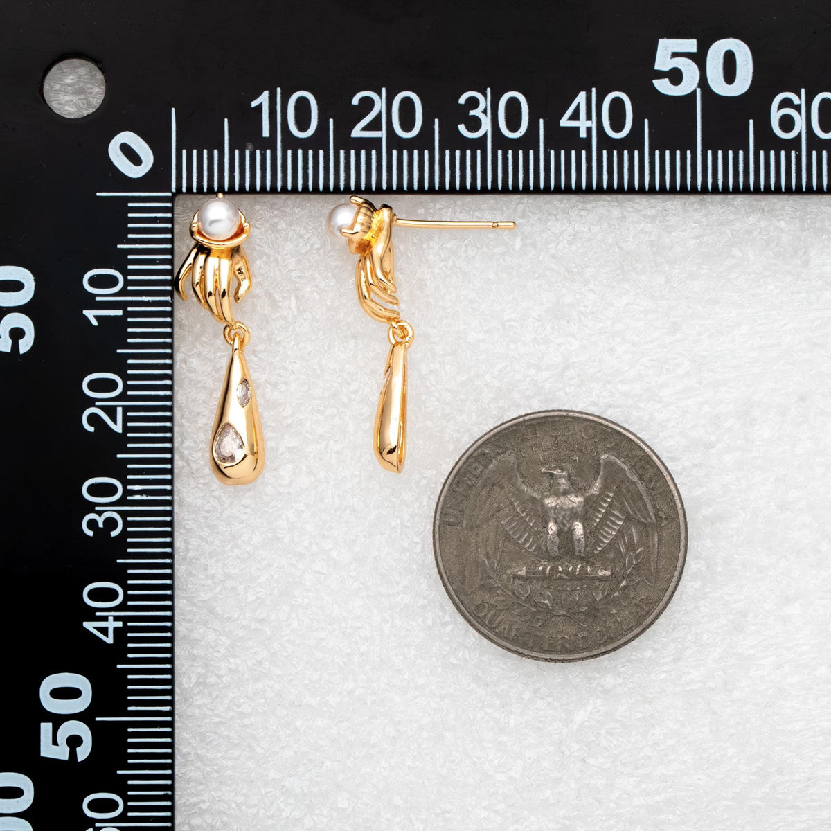 4pcs Gold Hand with CZ Paved Teardrop Earring, Half Drilled Pearl Mounts, Pearl Peg Earring Settings (GB-3141)