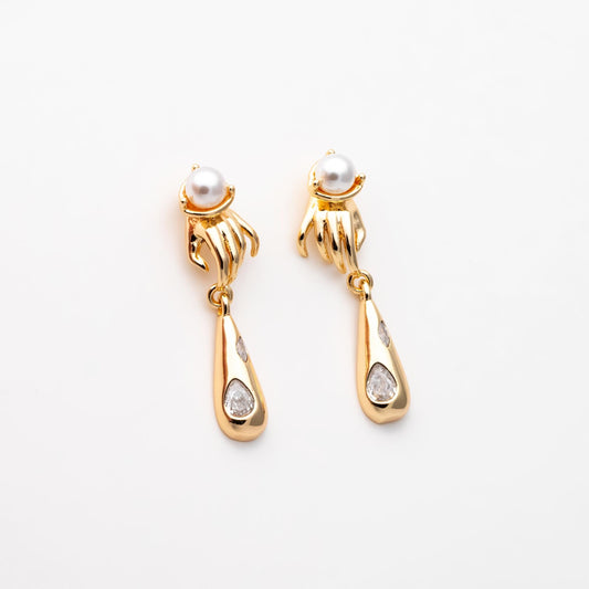 4pcs Gold Hand with CZ Paved Teardrop Earring, Half Drilled Pearl Mounts, Pearl Peg Earring Settings (GB-3141)