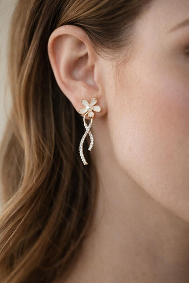 4pcs CZ Pave Gold Enamel Flower Asymmetry Earrings, Pearl Peg Earring Mounts, Half Drilled Pearl Earring Settings (GB-4356)