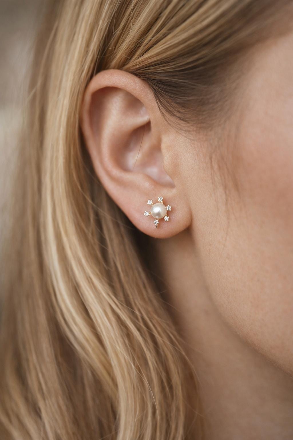 10pcs CZ Pave Gold Ear Posts, Floral Stud Earrings with Loop, Fit 6mm Pearls (GB-630)