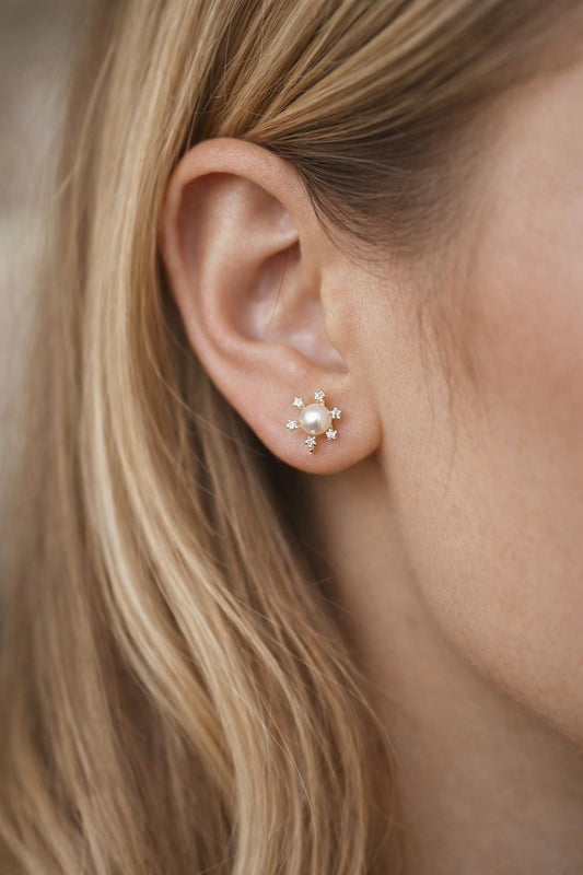 10pcs CZ Pave Gold Ear Posts, Floral Stud Earrings with Loop, Fit 6mm Pearls (GB-630)