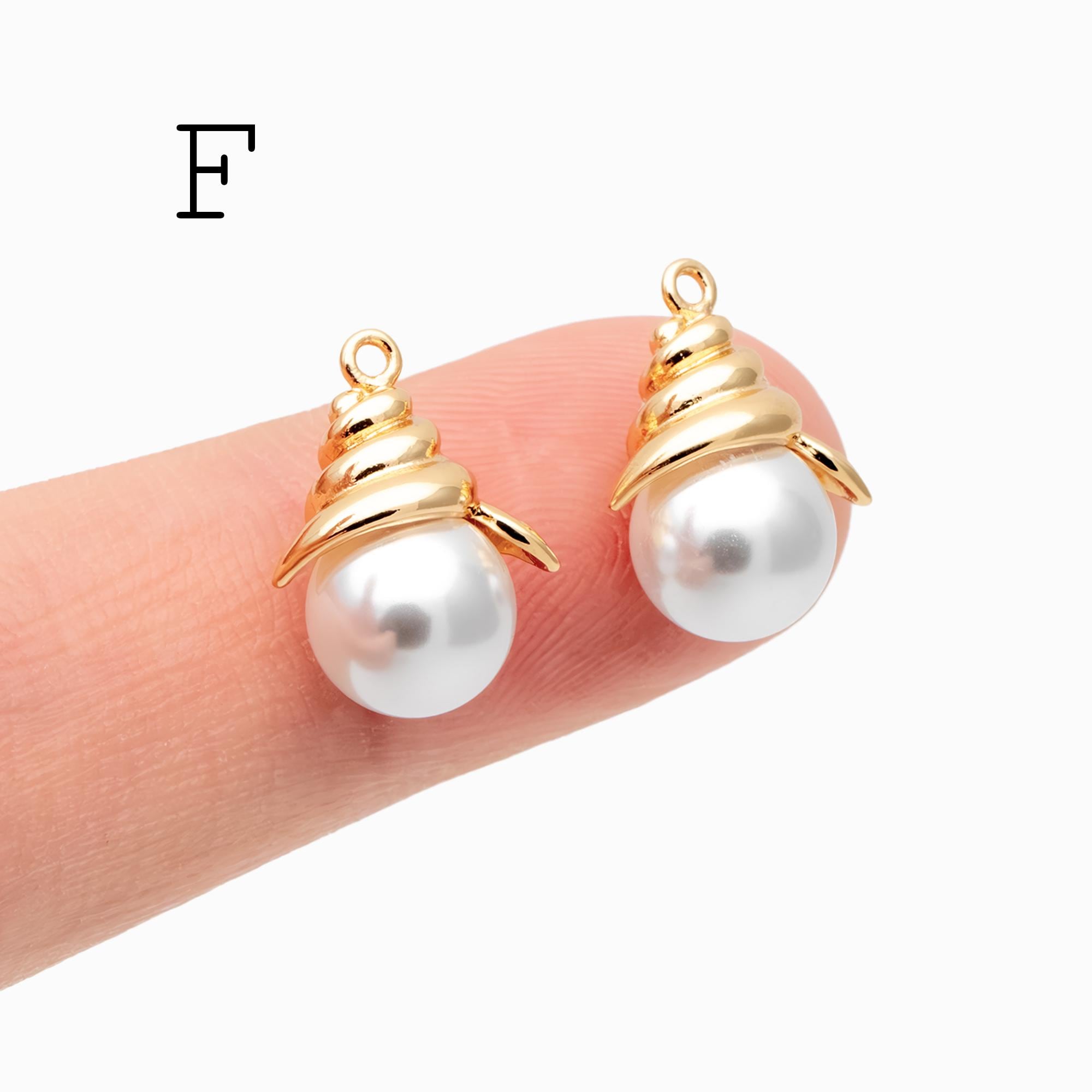 4pcs Gold Glass Pearl Charms,Dainty Earring/ Necklace Charms (GB-4773)