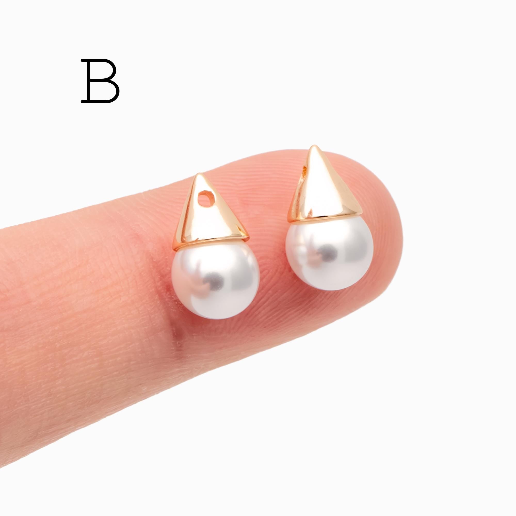 4pcs Gold Glass Pearl Charms,Dainty Earring/ Necklace Charms (GB-4773)