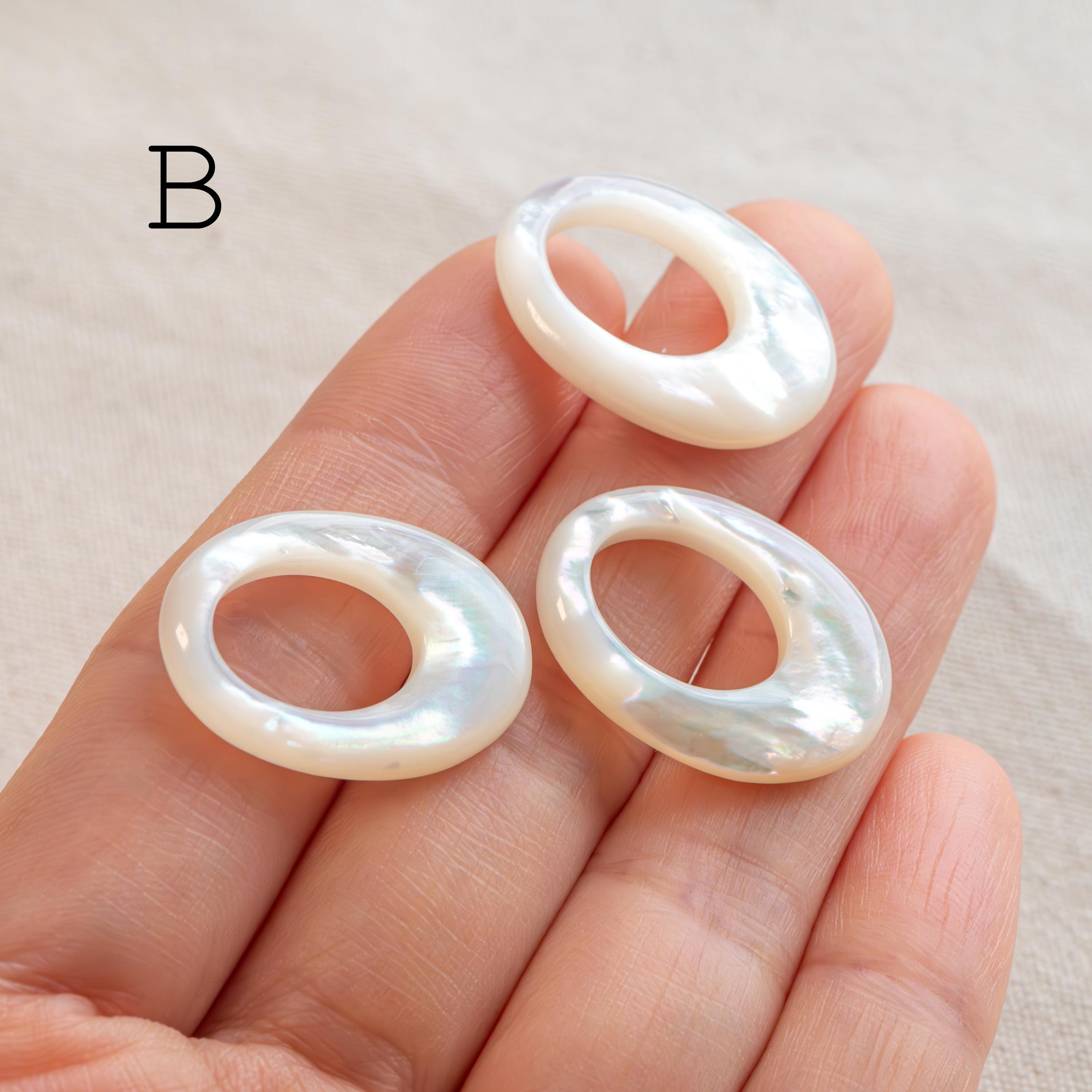 Double Sided Mother of Pearl Ring Charms, Shell Donut Beads, White Shell Circle Pendant, Jewelry Making Supplies (BK-015)