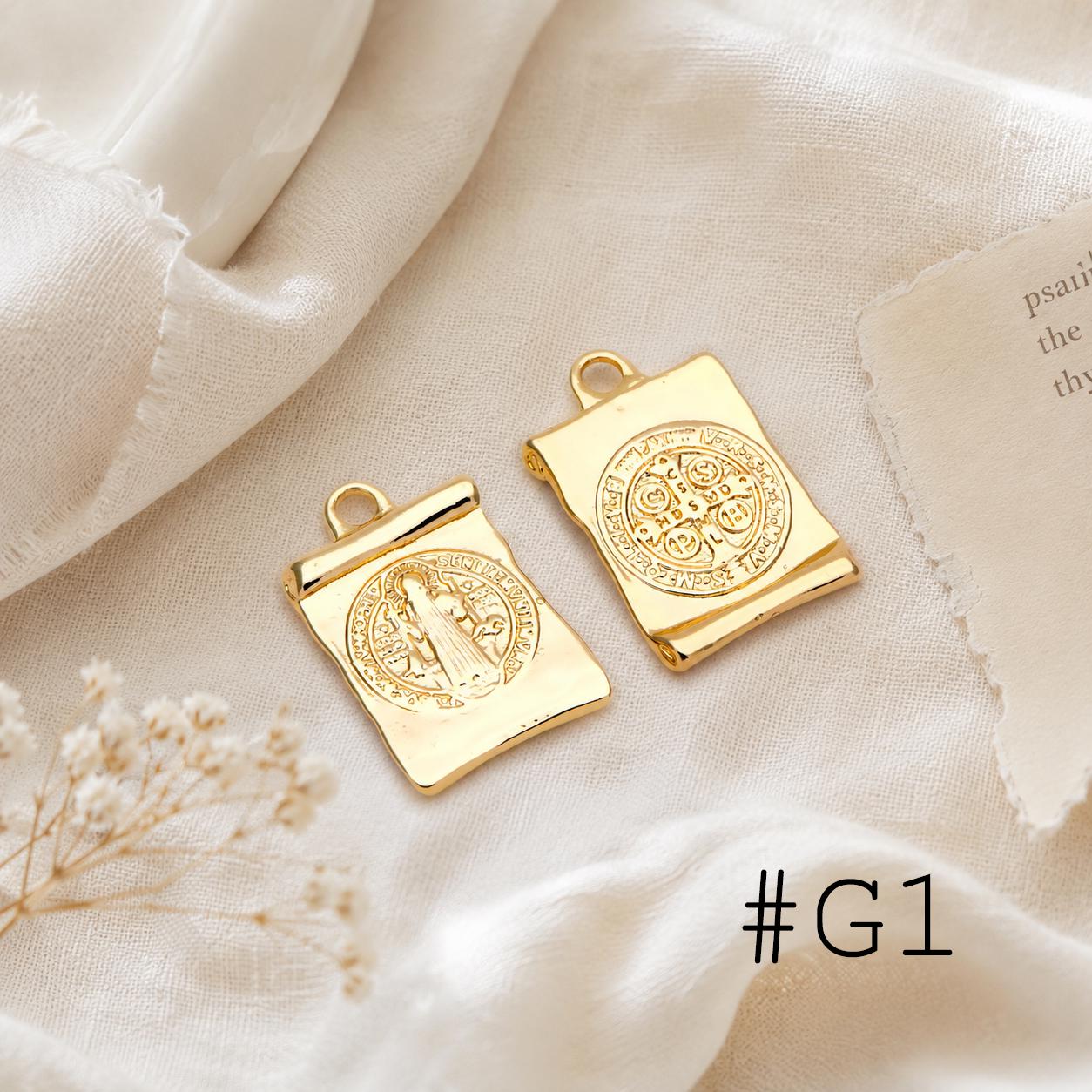 4pcs Gold Virgin Mother Mary Charm Connectors, Catholic Baptism Lady Guadalupe Charm, Medallion Religious Jewelry Craft (GB-4395)