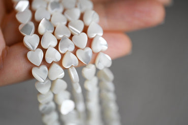 White Mother of Pearl Heart beads 6.5mm, Quality MOP Shell Heart Charms (BK-013) / 7.5 inch=19cm short strand