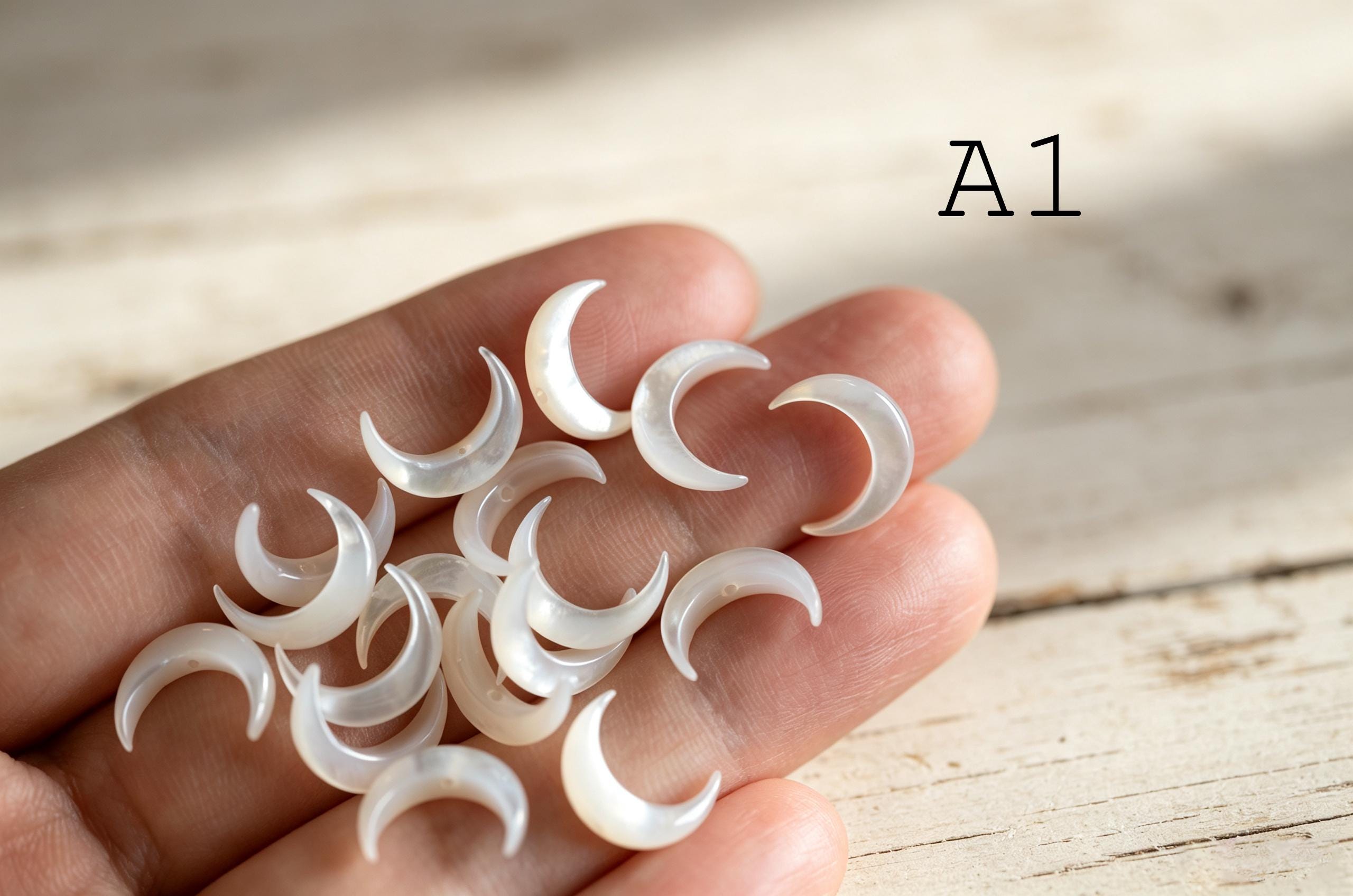 Moon Phase Mother of Pearl Beads, White/ Black MOP Shell Crescent Charms 12mm (BK-035)
