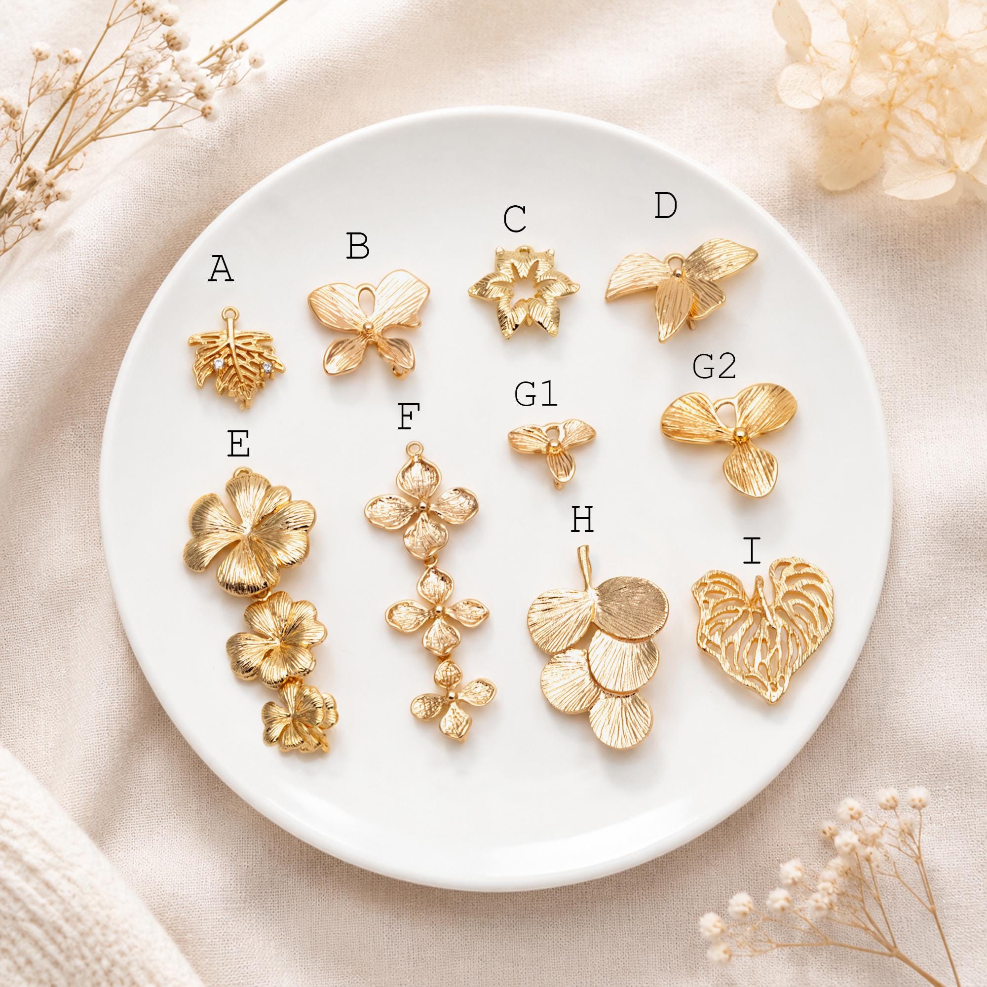 10pcs Gold Leaf Charm Connectors , Real Gold plated Brass, Leaf Pendant with Two Loops (GB-4391)