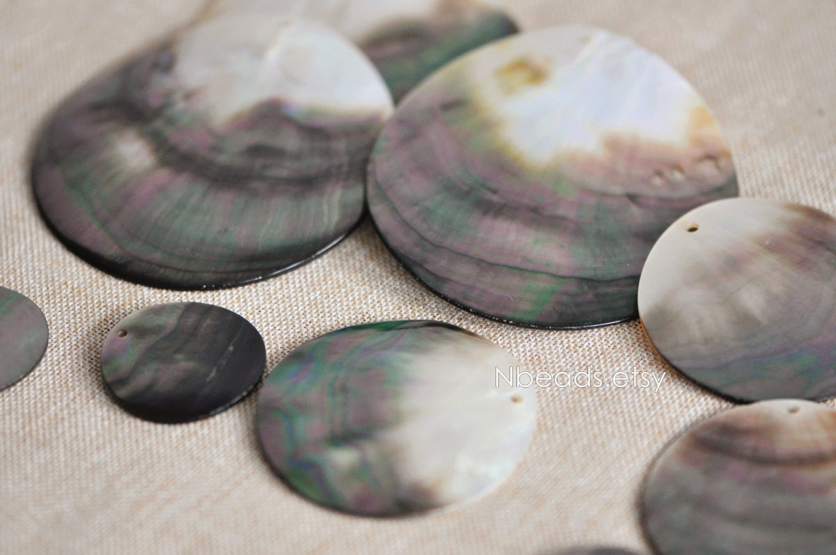 6pcs Black Mother of Pearl Shell Round Pendants 20/ 30/ 40/ 50/ 60mm Large (V1230)