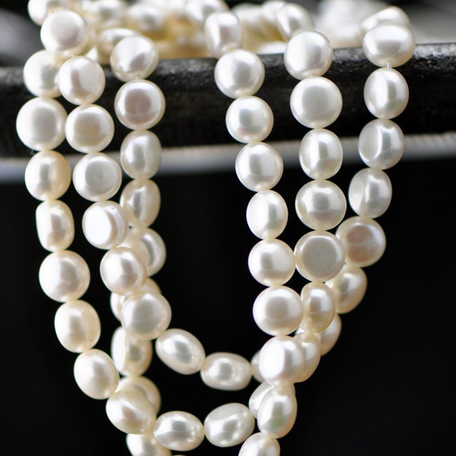 Freshwater Button Pearl 8mm /10mm, White Fresh Water Round Coin Pearl Beads -(PL03)/ Full strand