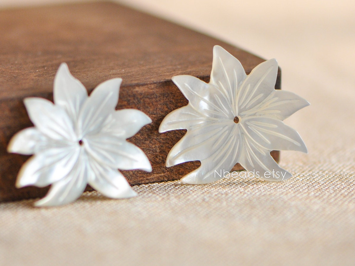 10pcs White Mother of Pearl Shell Lotus Carved Flowers 36mm -(V1216-1)