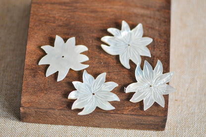 10pcs White Mother of Pearl Shell Lotus Carved Flowers 36mm -(V1216-1)