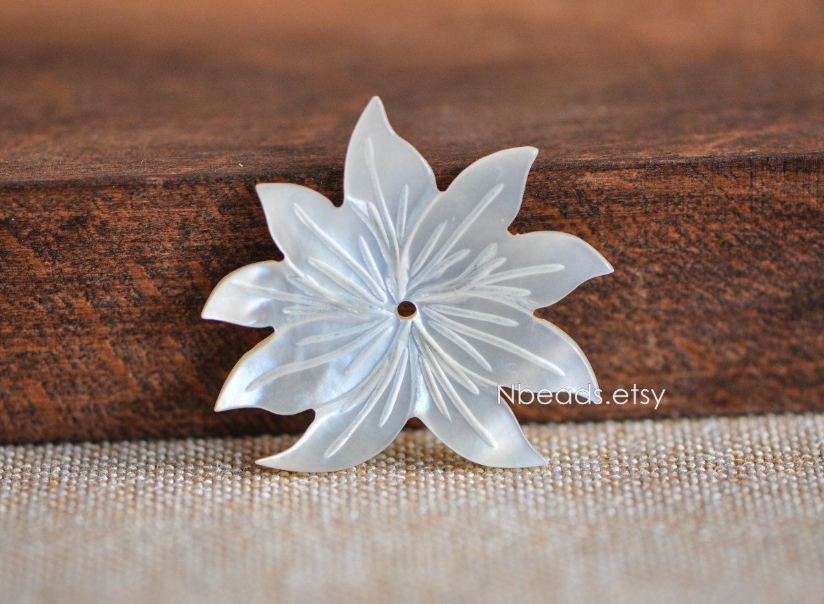 10pcs White Mother of Pearl Shell Lotus Carved Flowers 36mm -(V1216-1)