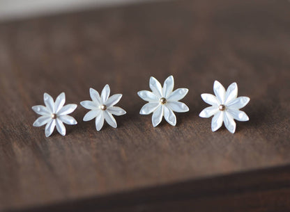 10pcs White Mother of Pearl Shell Daisy Flowers 10/ 12mm (#BK-001)