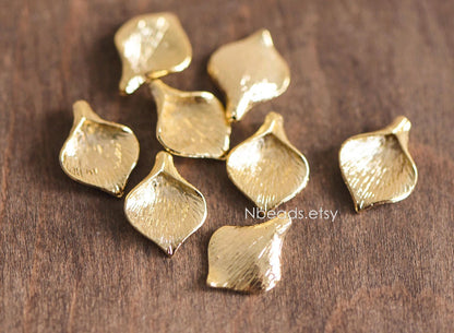 10pcs Gold plated Brass Calla Lily Bead Charms 17mm, Lead Nickel Free (GB-063)