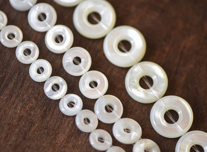 10pcs White Mother of Pearl Round Loops, Shell Circle Charms, Round Ring Donut Beads, 8/ 10/ 12/ 15mm (V1301)