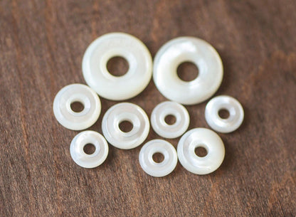 10pcs White Mother of Pearl Round Loops, Shell Circle Charms, Round Ring Donut Beads, 8/ 10/ 12/ 15mm (V1301)