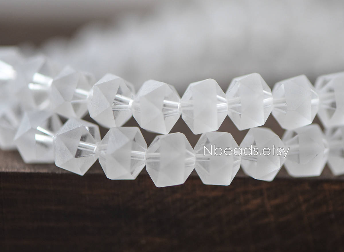 70pcs Frosted Faceted Crystal Glass beads 8mm, Transparent Clear Matte- (TS83-2)