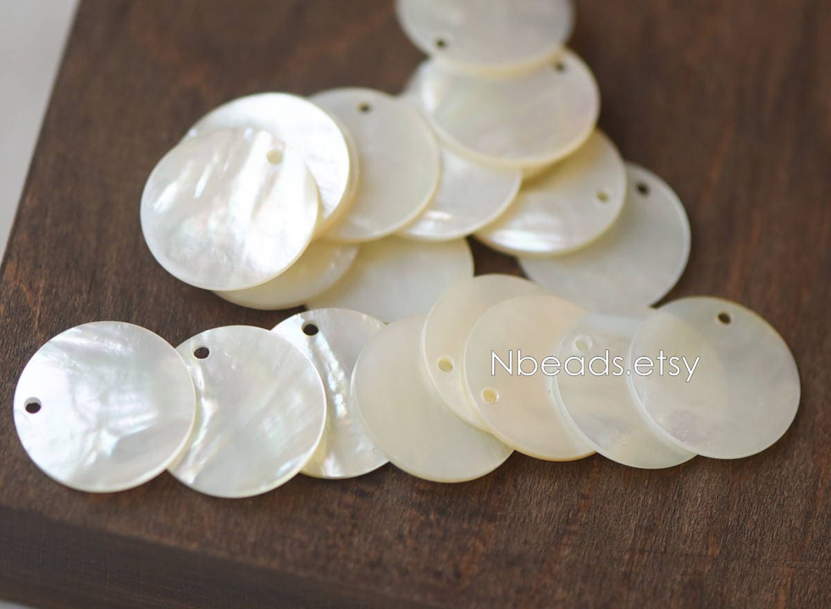 10pcs White Mother of Pearl Coin Charms, Round Disc MOP Shell Pendants 10/ 15/ 20mm (V1309)