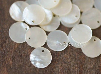 10pcs White Mother of Pearl Coin Charms, Round Disc MOP Shell Pendants 10/ 15/ 20mm (V1309)