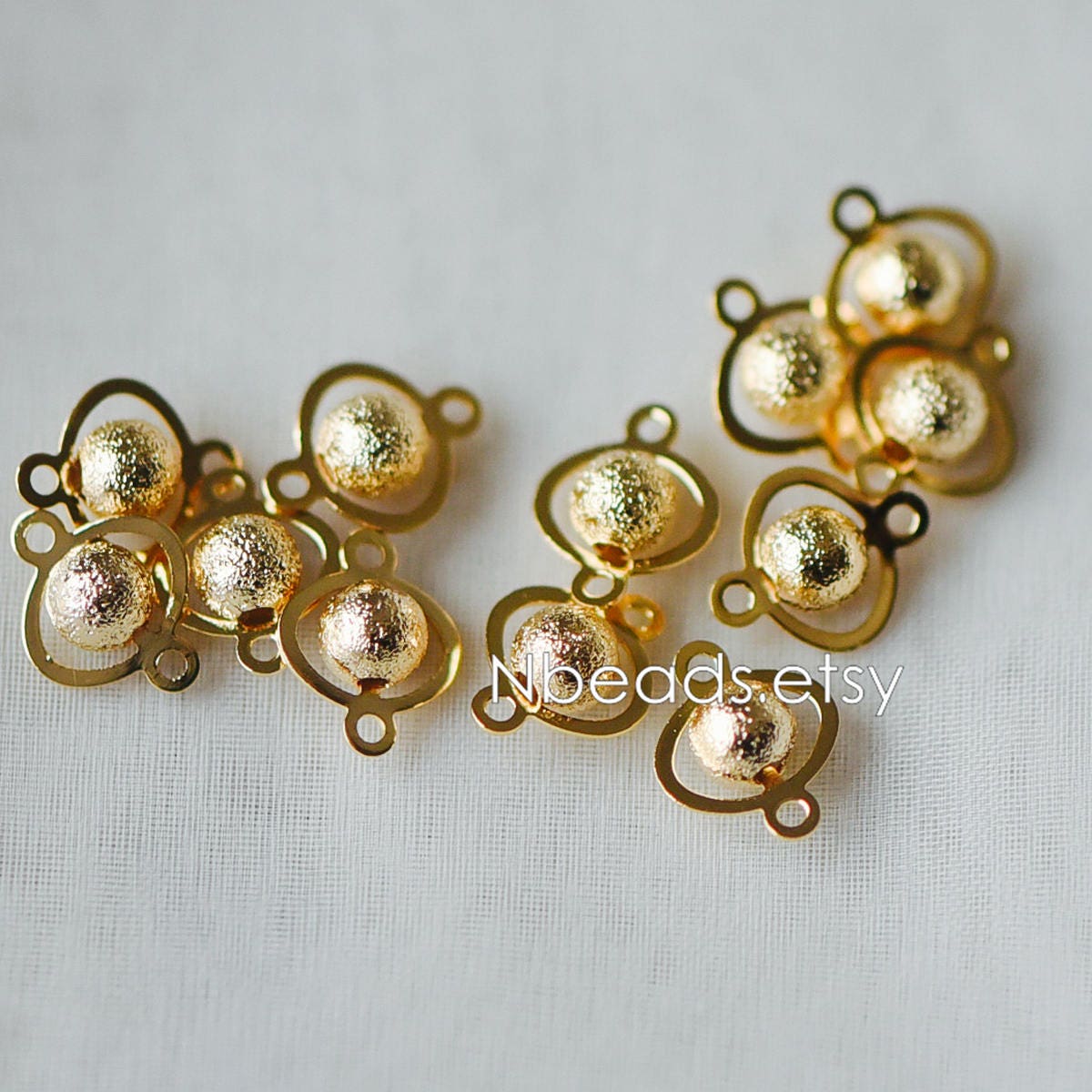 10pcs Gold plated Brass Connectors with Matte Round Beads, Lead Nickel Free (GB-151)