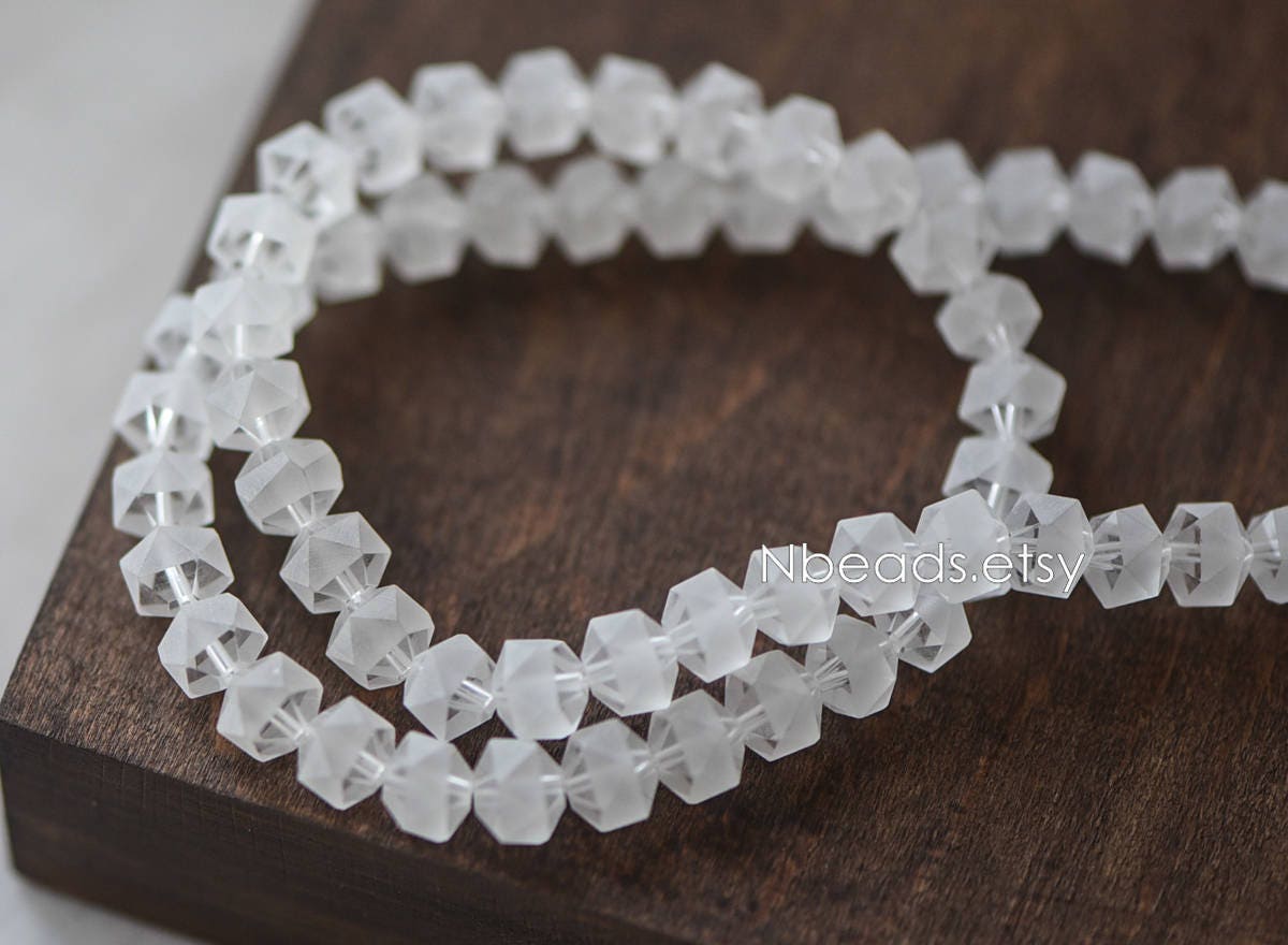 70pcs Frosted Faceted Crystal Glass beads 8mm, Transparent Clear Matte- (TS83-2)
