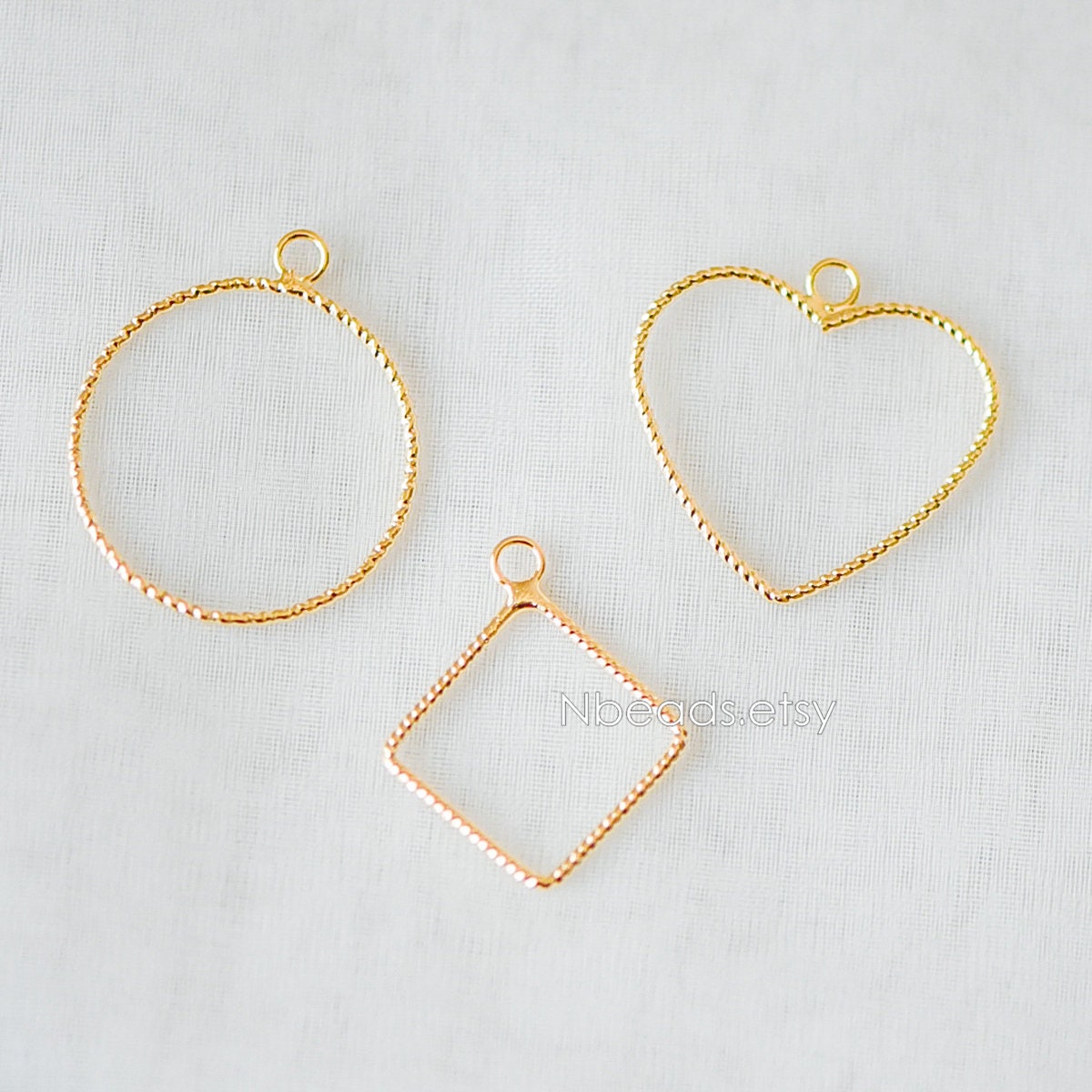 10pcs Gold plated Brass Geometric Pendants, Circle Heart Square Charms, Color Not Easily Tarnish (GB-268)