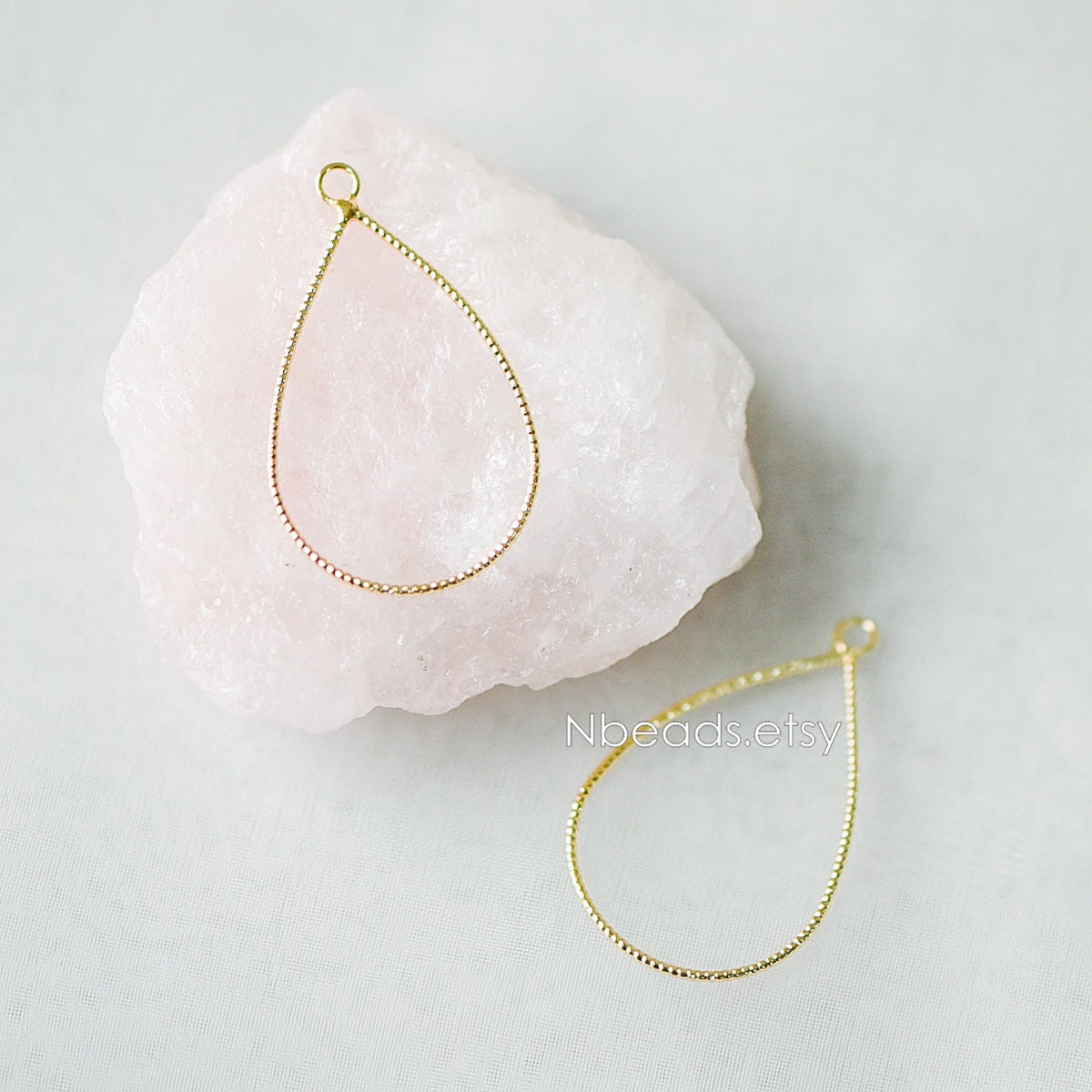 10pcs Gold Teardrop Pendants 28/ 35mm, Gold plated Brass Drop Charms, Geometric Link Hoops (GB-212)