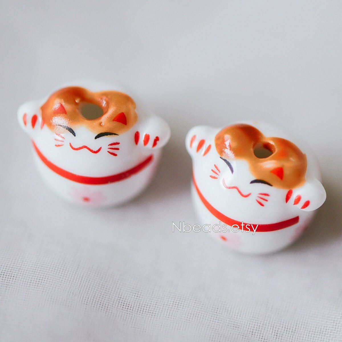 10 beads- Porcelain Lucky Cat beads 17mm, Handmade Ceramic Maneki Neko, Drilled Through Kawaii Cats (TC-154)