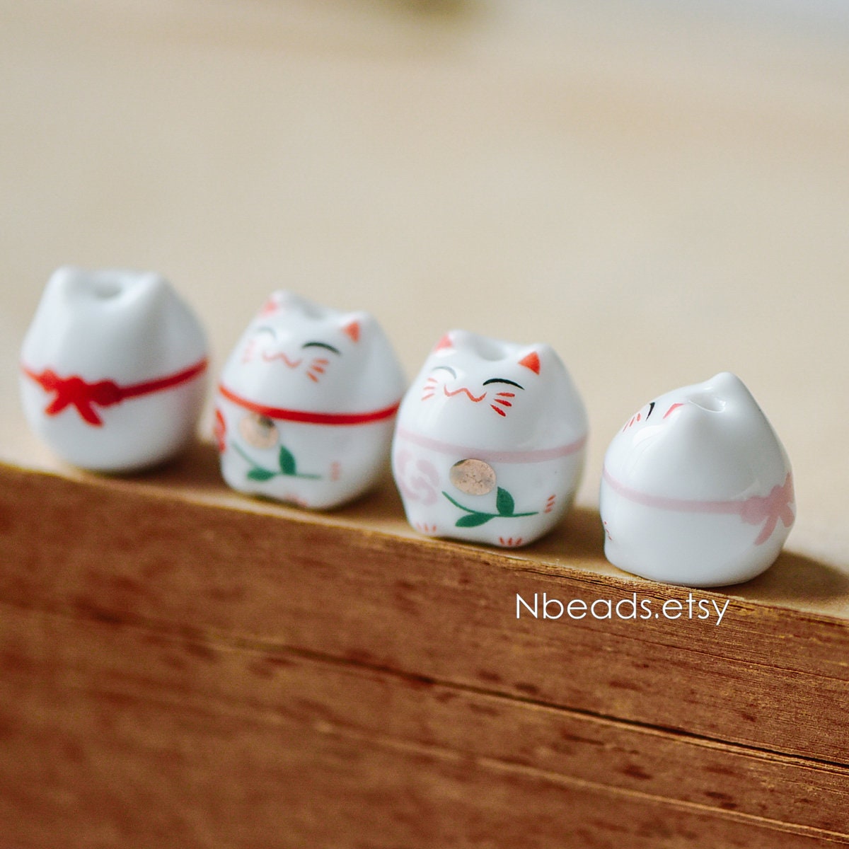 10 beads- Porcelain Lucky Cat beads 15mm, Ceramic Maneki Neko, Drilled with hole, White Red/ Pink Kawaii Cat-(TC-148)