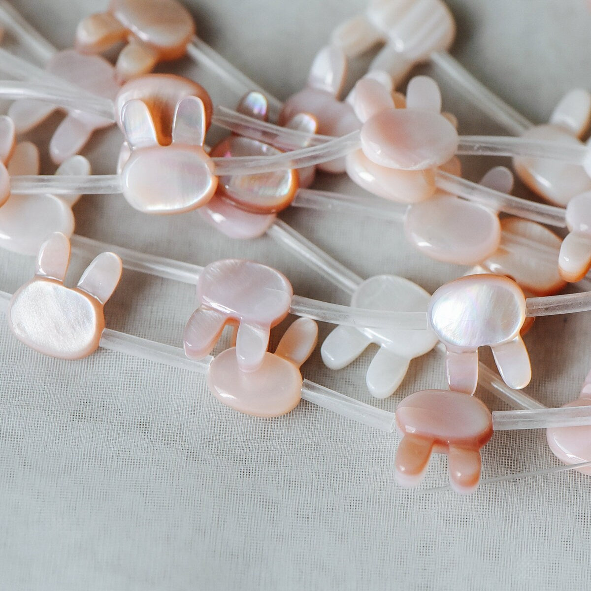 10pcs White/ Pink Mother of Pearl Shell Bunny Beads, Cute Rabbit Charms 12mm -(#V1312)