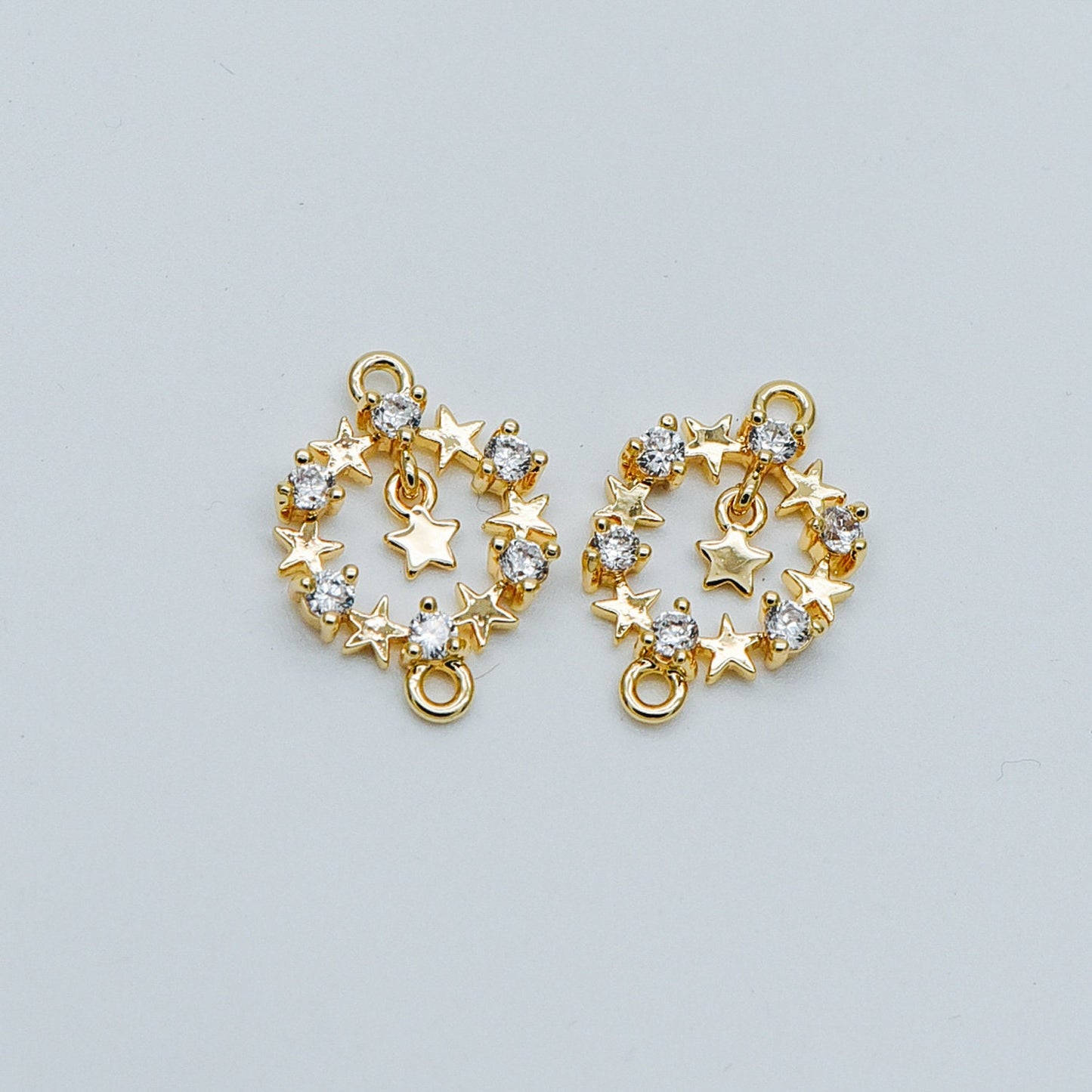 4pcs CZ Pave Gold Circle Charm Connectors 13x18mm, 18K Gold plated Brass, Christmas Ring Pendants with Star (GB-713-L)