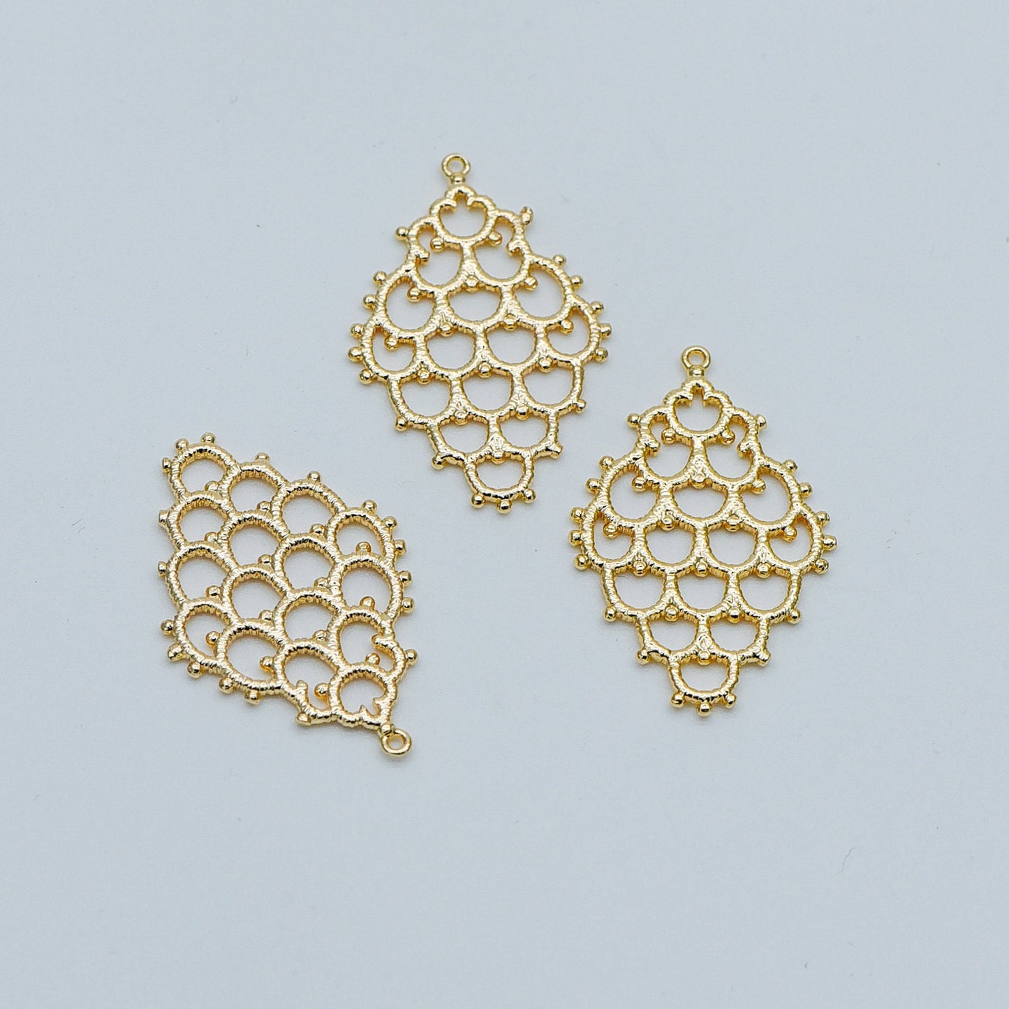 10pcs Gold plated Brass Filigree Charm Pendants 29x19mm (GB-464)