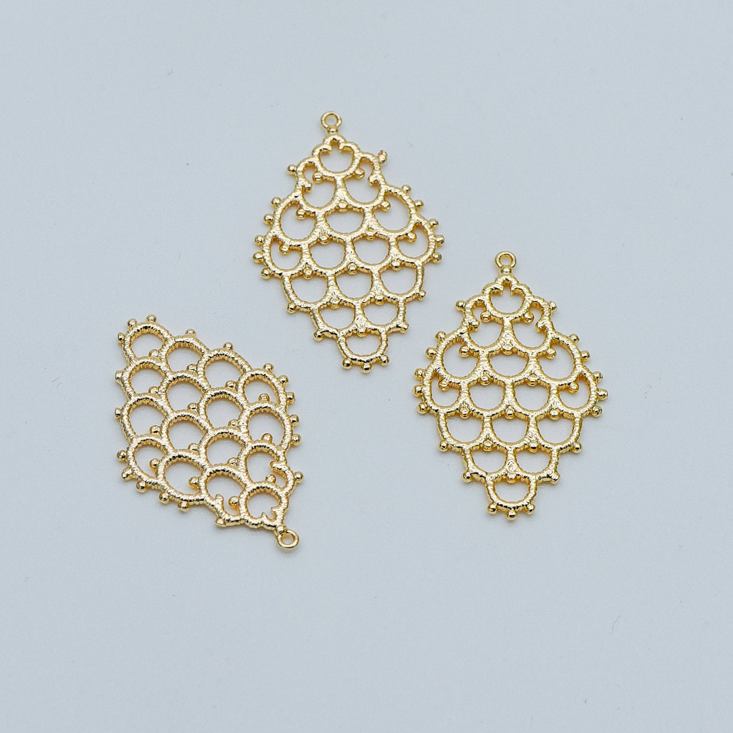 10pcs Gold plated Brass Filigree Charm Pendants 29x19mm (GB-464)
