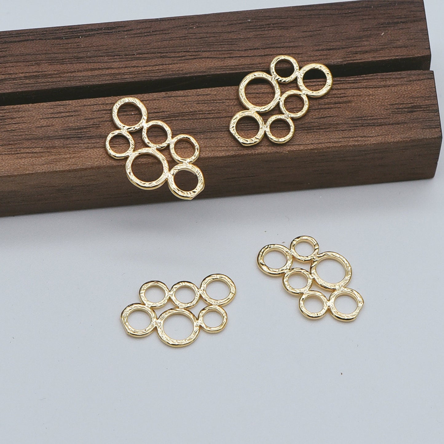 10pcs Gold plated Brass Filigree Charm Pendants 20x12mm, Multi-Loops Connectors, Lead Nickel Free (GB-468)