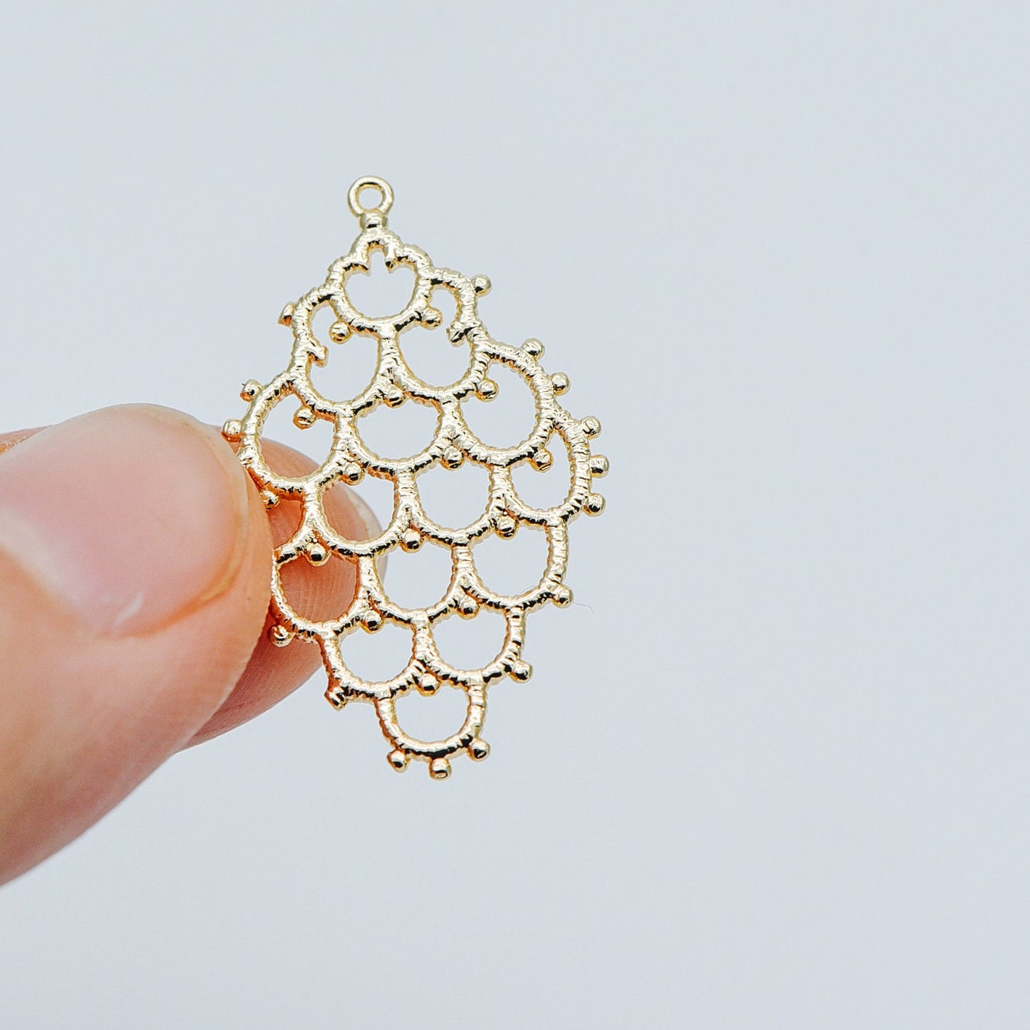 10pcs Gold plated Brass Filigree Charm Pendants 29x19mm (GB-464)