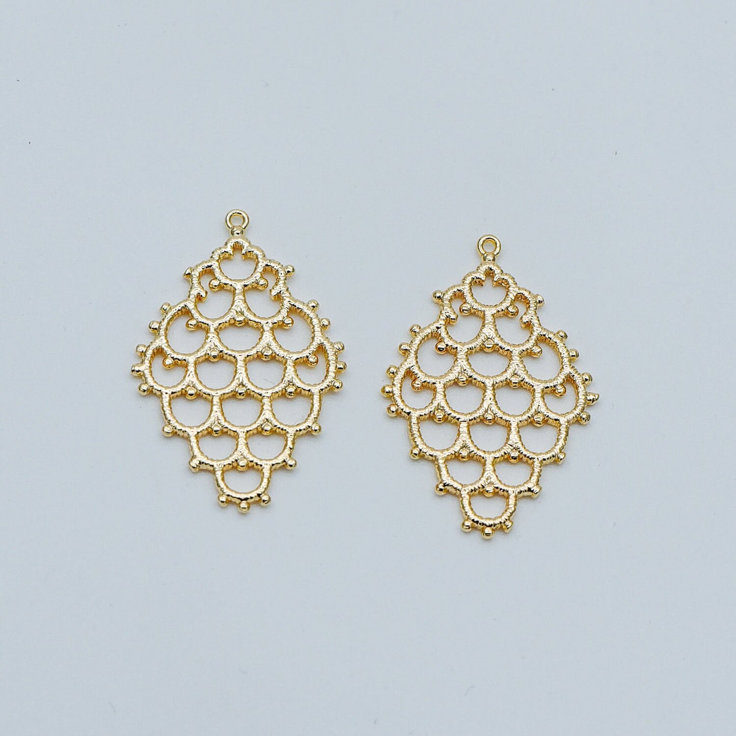 10pcs Gold plated Brass Filigree Charm Pendants 29x19mm (GB-464)