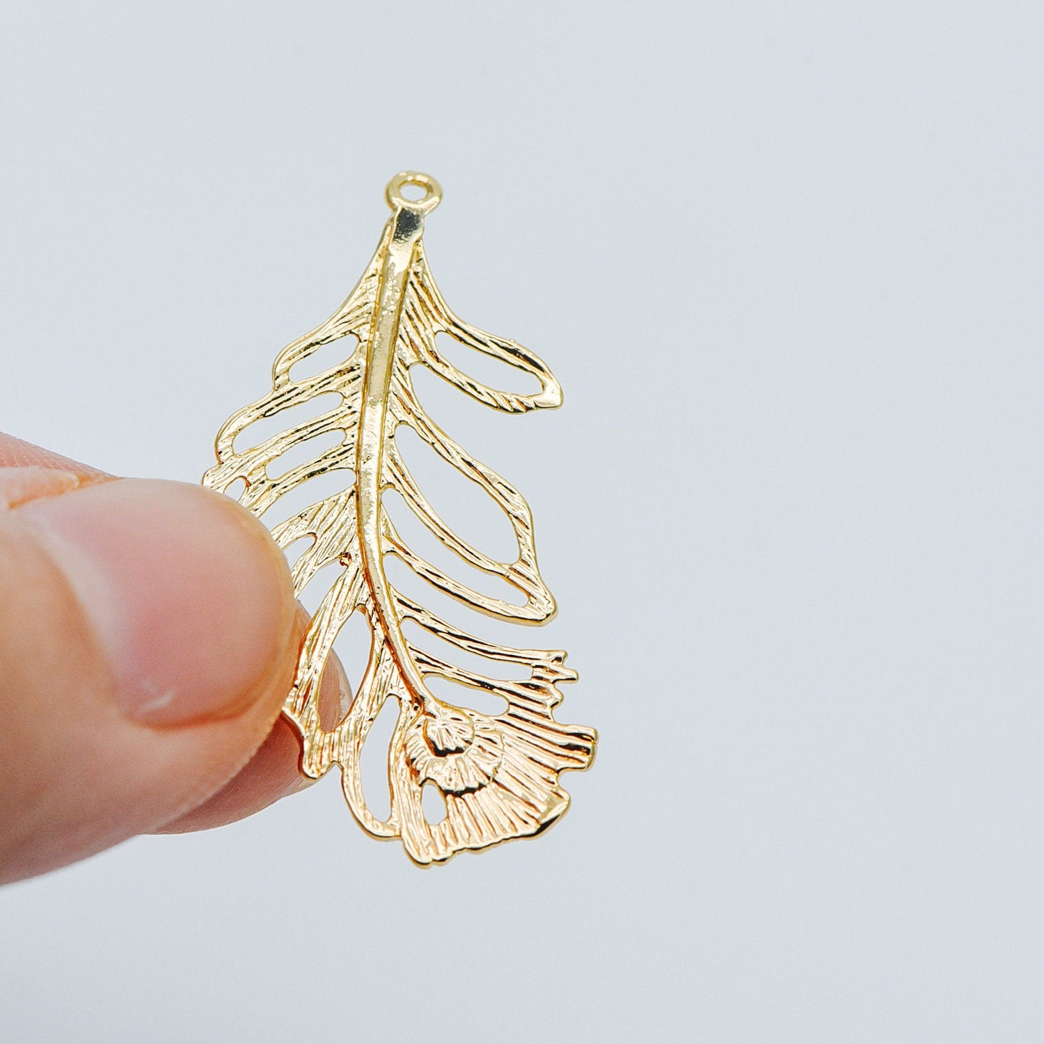 4pcs Gold Feather Pendants 34x17mm, 18K Gold plated Brass Filigree Feather Charms, Lead Nickel Free (GB-858-B)